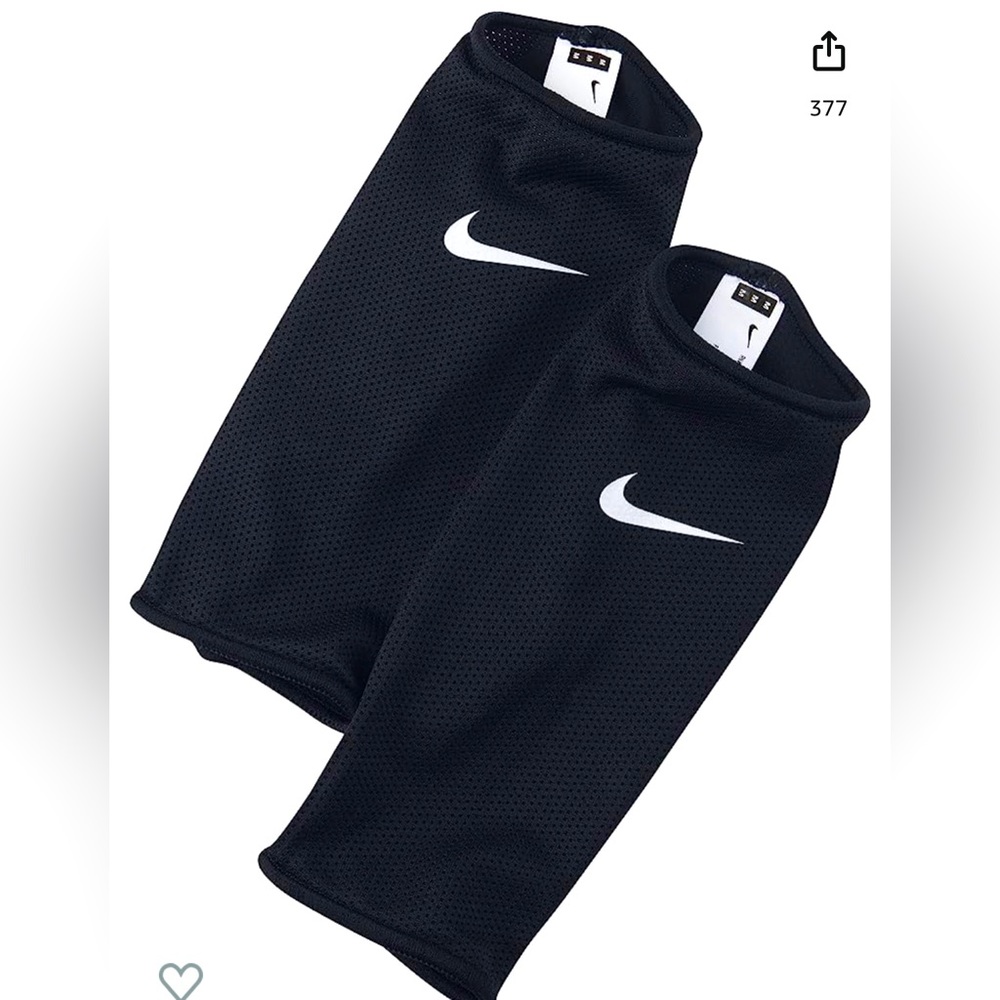 Nike NWT Guard Lock (shin guards)